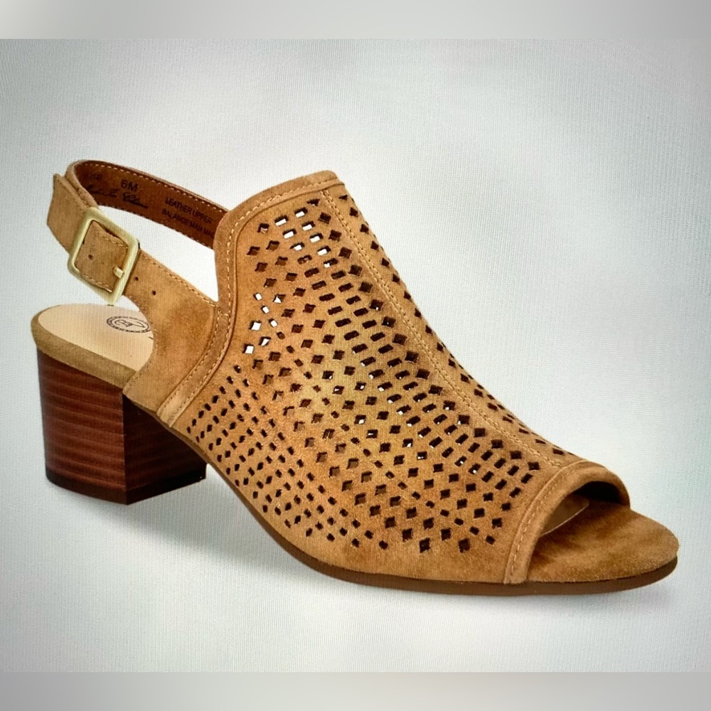 Bella Vita Suede Emmalyn Sandal